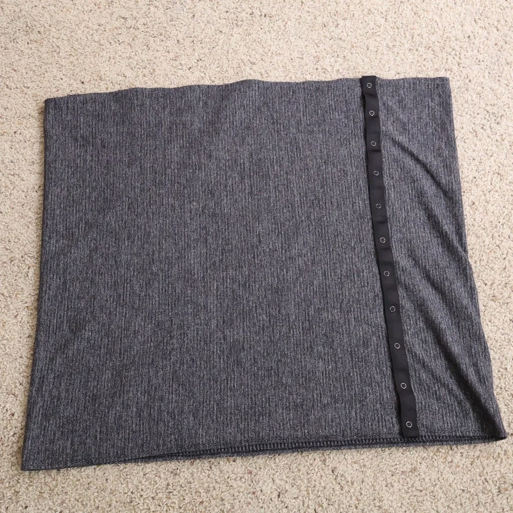 Lululemon Vinyasa Scarf Gray Striped Snap Button Infinity Scarf Indie Sleaze 00s